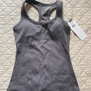 Alo yoga tank